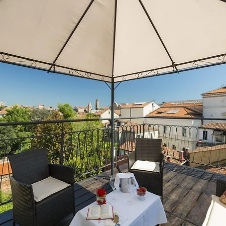 Palazzo Guardi Hotel Venice Exterior photo