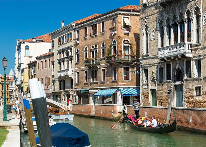 Palazzo Guardi